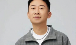 娱乐圈男明星吃瓜的,娱乐圈男明星的“吃瓜”日常揭秘